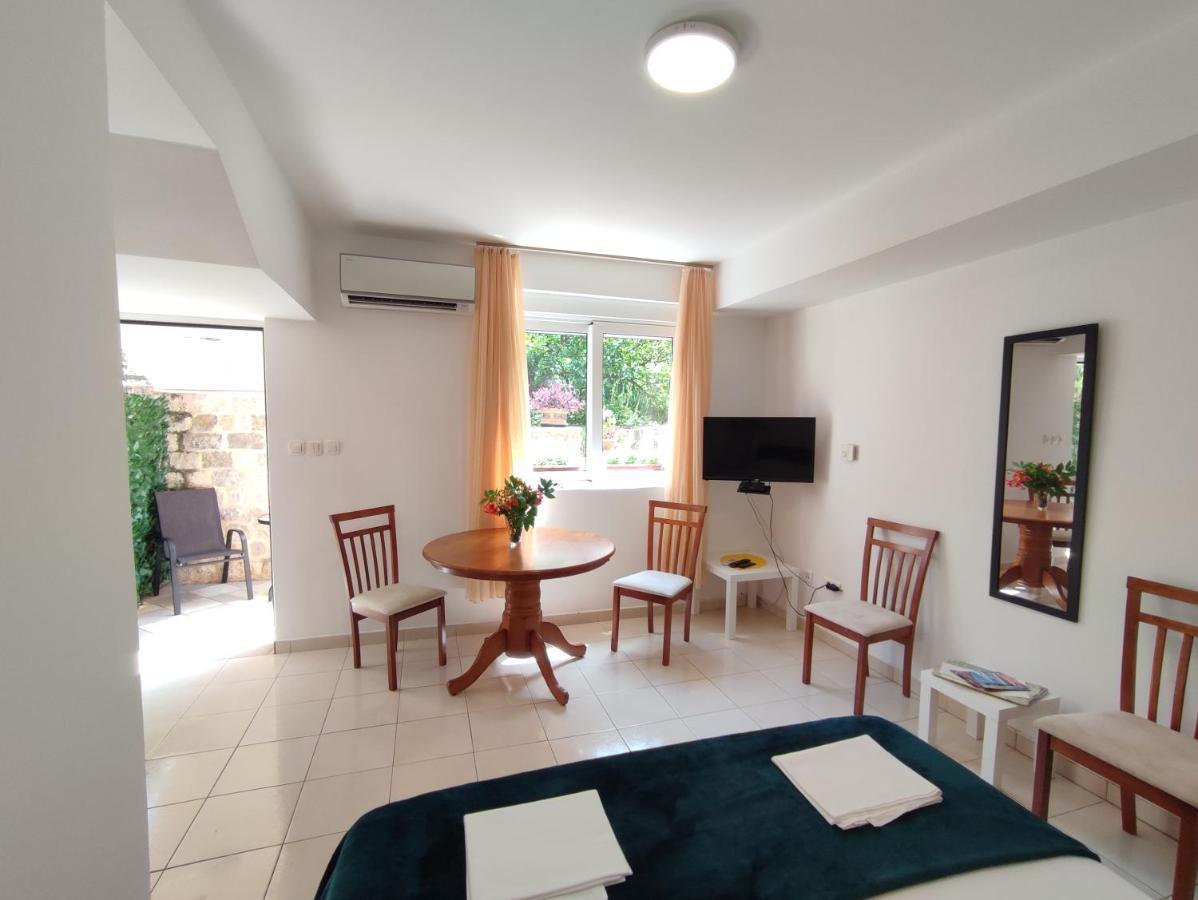 Studio Apartman Radimir Kotor Exterior photo