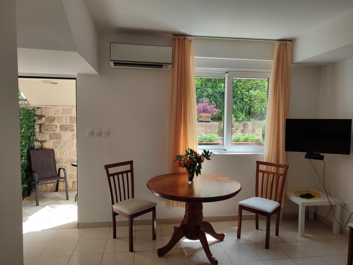 Studio Apartman Radimir Kotor Exterior photo